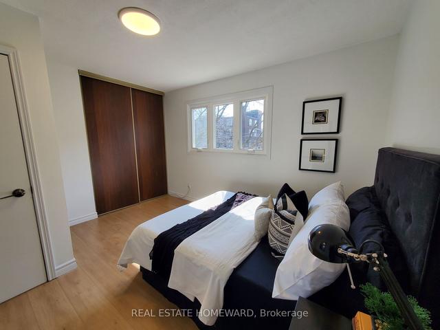 70 Stanley Terr, House attached with 3 bedrooms, 2 bathrooms and 2 parking in Toronto ON | Image 19