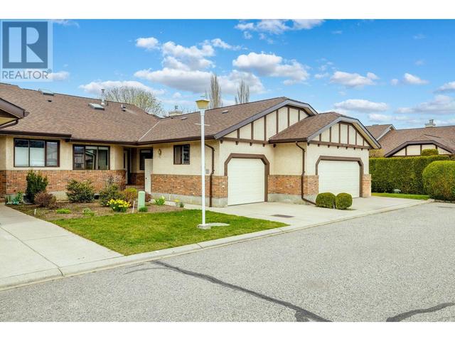 80 - 2200 Gordon Drive, House attached with 3 bedrooms, 3 bathrooms and 1 parking in Kelowna BC | Image 43