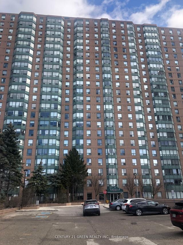 1103 - 135 Hillcrest Ave, Condo with 2 bedrooms, 2 bathrooms and 1 parking in Mississauga ON | Image 3