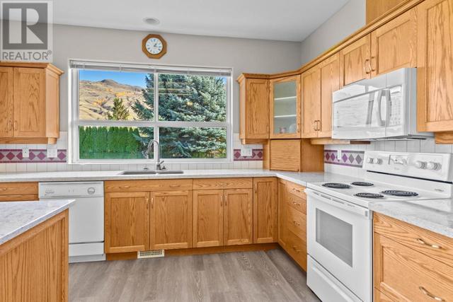 76 - 650 Harrington Rd, House semidetached with 5 bedrooms, 3 bathrooms and null parking in Kamloops BC | Image 21