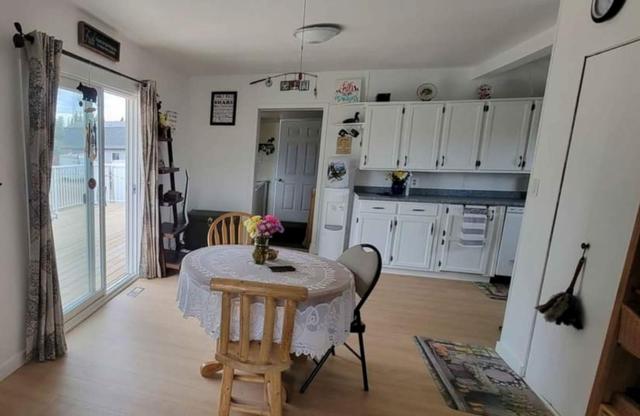 5103 51 Avenue, House detached with 2 bedrooms, 2 bathrooms and 4 parking in Yellowhead County AB | Image 11