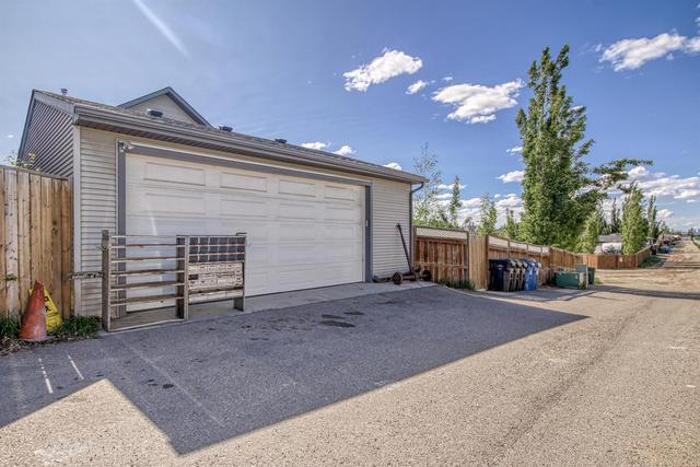 114 Cranberry Place Se, House detached with 4 bedrooms, 3 bathrooms and 3 parking in Calgary AB | Image 41