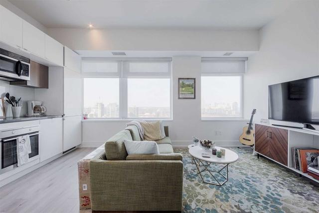 1701 - 111 St Clair Ave W, Condo with 1 bedrooms, 1 bathrooms and 1 parking in Toronto ON | Image 16