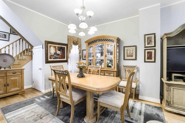 541 Ossington Ave, House semidetached with 4 bedrooms, 3 bathrooms and 2 parking in Toronto ON | Image 7