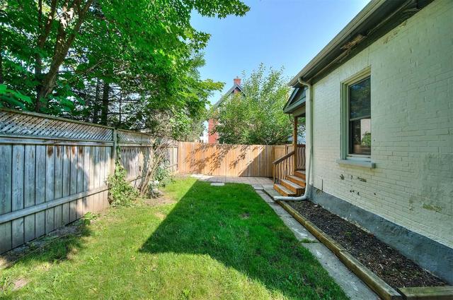 55 Ellen St W, House detached with 3 bedrooms, 3 bathrooms and 4 parking in Kitchener ON | Image 31