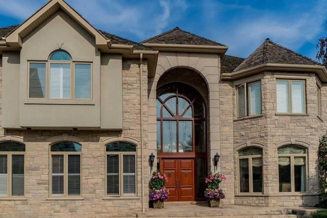 2338 Prince John Blvd, House detached with 6 bedrooms, 8 bathrooms and 5 parking in Mississauga ON | Image 2