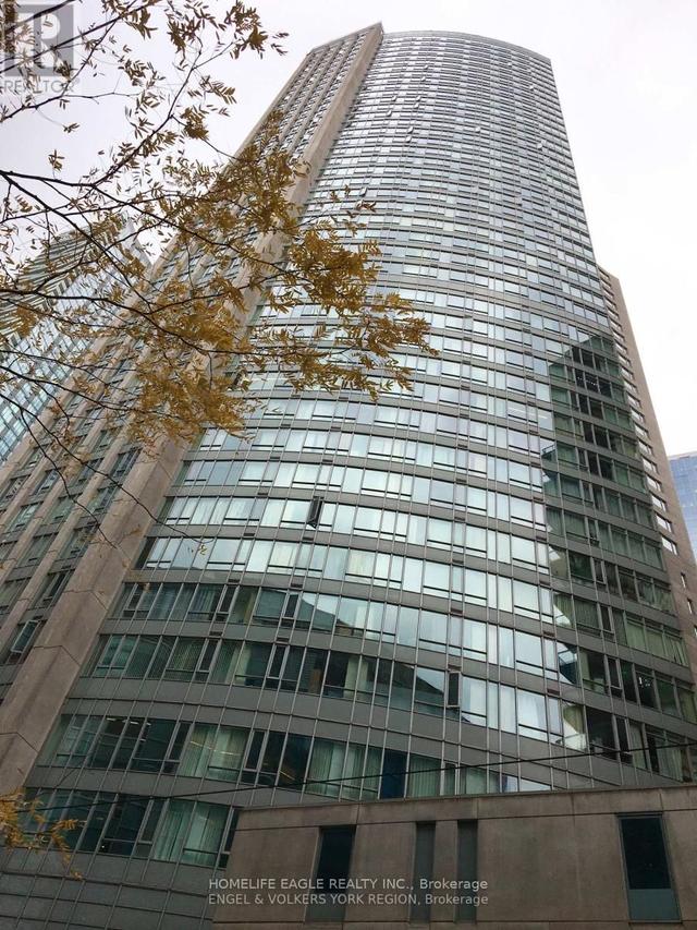 1518 - 200 Victoria St, Condo with 1 bedrooms, 1 bathrooms and 1 parking in Toronto ON | Image 1