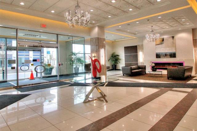 2330 - 7161 Yonge St, Condo with 1 bedrooms, 1 bathrooms and 1 parking in Markham ON | Image 34