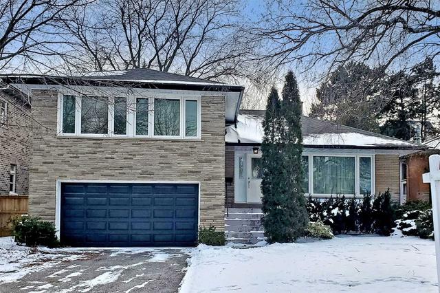 23 Morewood Cres, House detached with 4 bedrooms, 3 bathrooms and 6 parking in Toronto ON | Image 1