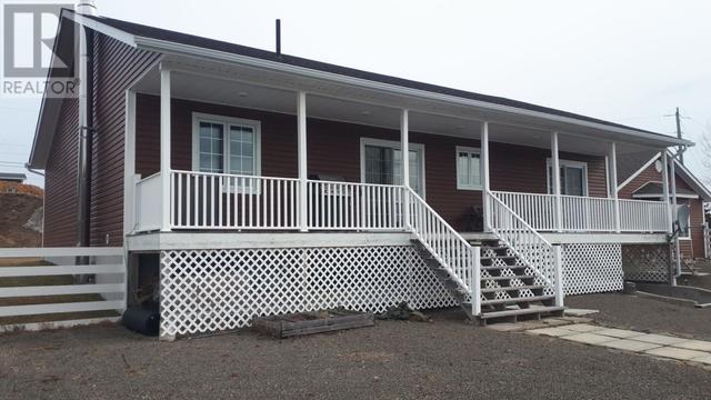 1 Brookside Road, House detached with 3 bedrooms, 2 bathrooms and null parking in Glovertown NL | Image 4