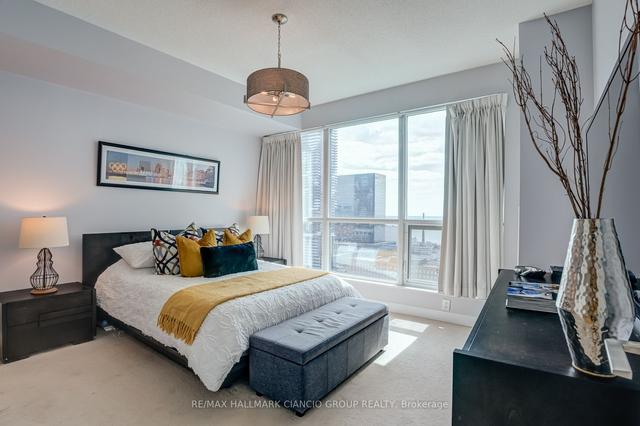2104 - 1 Scott St, Condo with 2 bedrooms, 2 bathrooms and 1 parking in Toronto ON | Image 9