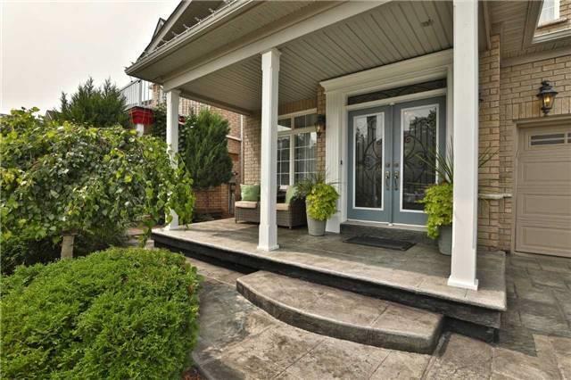 3641 Jorie Cres, House detached with 4 bedrooms, 3 bathrooms and 2 parking in Mississauga ON | Image 3