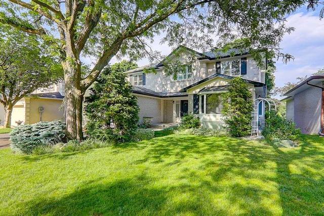45 Lower Links Rd, House detached with 4 bedrooms, 4 bathrooms and 4 parking in Toronto ON | Image 12