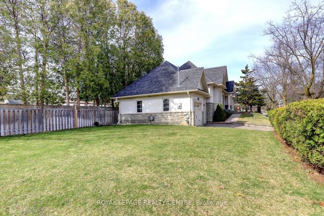 185 Cherry Post Dr, House detached with 3 bedrooms, 3 bathrooms and 4 parking in Mississauga ON | Image 35