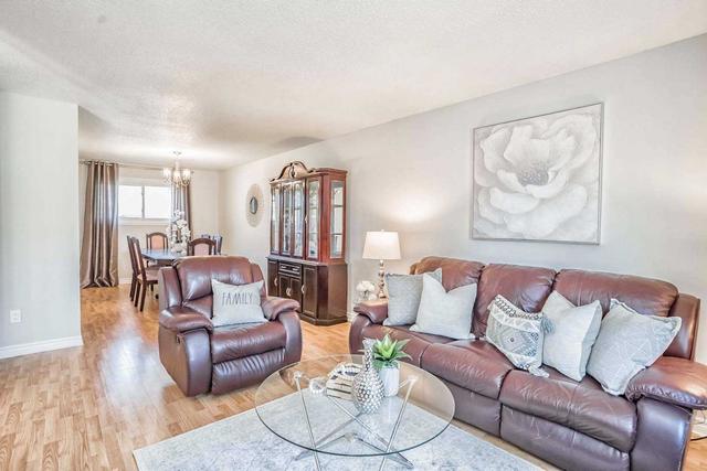 37 Linkdale Rd S, House detached with 3 bedrooms, 3 bathrooms and 6 parking in Brampton ON | Image 40