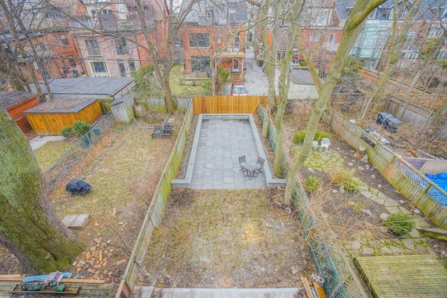 354 Brunswick Ave, House semidetached with 6 bedrooms, 4 bathrooms and null parking in Toronto ON | Image 19