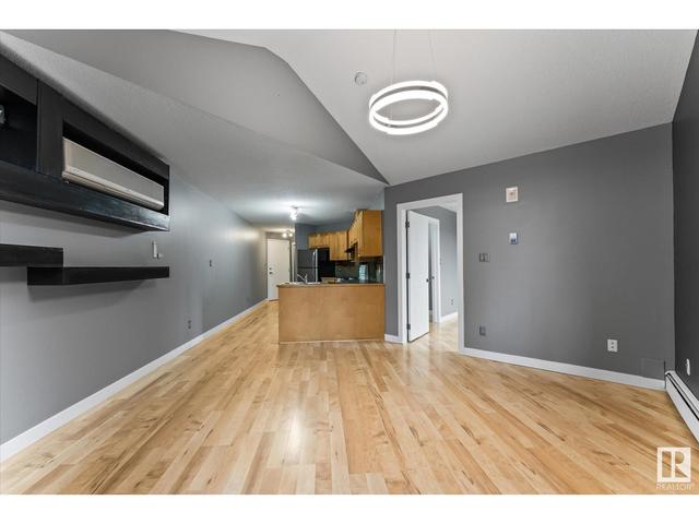 205 - 9336 Jasper Av Nw, Condo with 1 bedrooms, 1 bathrooms and null parking in Edmonton AB | Image 3