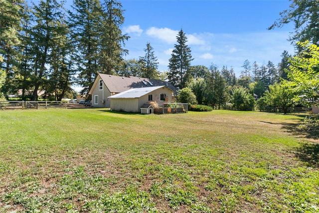 9922 Park Lane, House detached with 3 bedrooms, 3 bathrooms and null parking in Coldstream BC | Image 33