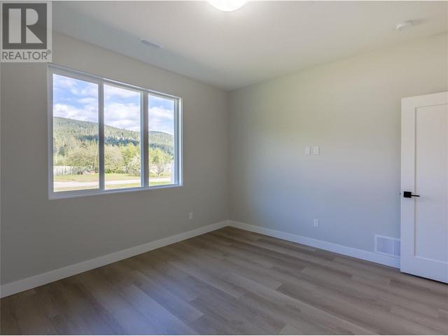 602 Nighthawk Avenue, House detached with 3 bedrooms, 2 bathrooms and 2 parking in Okanagan (Part) 1 BC | Image 22