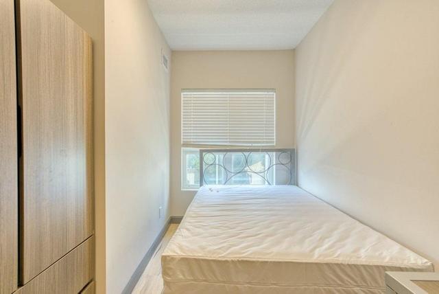 158 - 258a Sunview St, Condo with 2 bedrooms, 1 bathrooms and 0 parking in Waterloo ON | Image 17