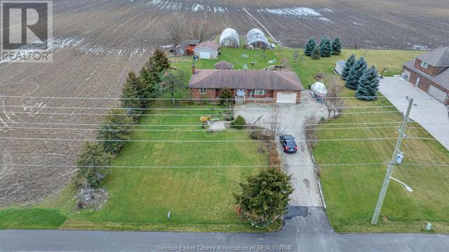 903 Road 2 E, House detached with 5 bedrooms, 2 bathrooms and null parking in Kingsville ON | Image 35