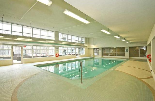 502 - 25 Town Centre Crt, Condo with 2 bedrooms, 2 bathrooms and 1 parking in Toronto ON | Image 2