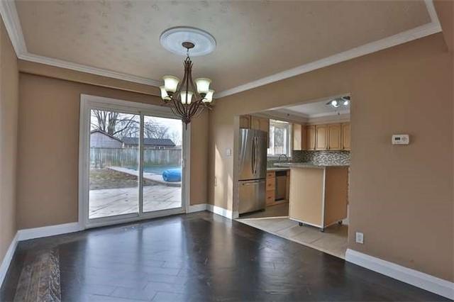 3632 The Credit Woodlands, House detached with 4 bedrooms, 3 bathrooms and 5 parking in Mississauga ON | Image 4