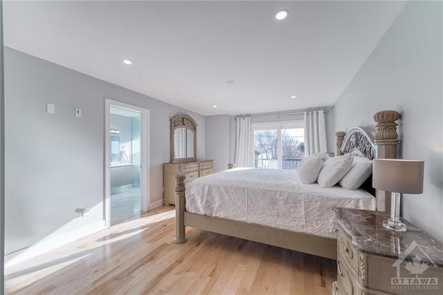 215 Columbus Avenue, Home with 4 bedrooms, 4 bathrooms and 3 parking in Ottawa ON | Image 15