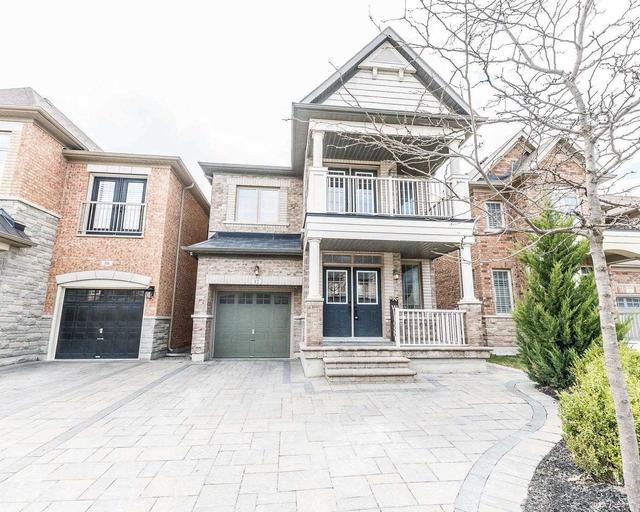12 Pelee Ave, House detached with 3 bedrooms, 3 bathrooms and 3 parking in Vaughan ON | Image 1