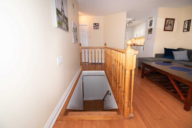 74 Seventeenth St, House detached with 2 bedrooms, 2 bathrooms and 4 parking in Toronto ON | Image 6
