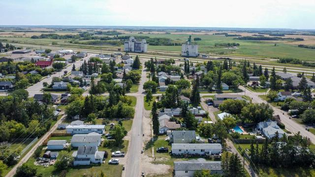 216 1 Street W, House detached with 4 bedrooms, 2 bathrooms and 2 parking in Lashburn SK | Image 31