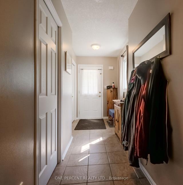 44 - 169 Bismark Dr, Townhouse with 3 bedrooms, 3 bathrooms and 2 parking in Cambridge ON | Image 3