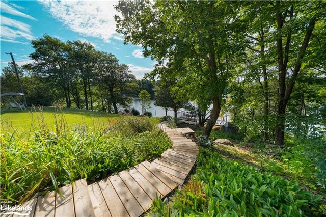 14 Lakeside Drive, House detached with 5 bedrooms, 2 bathrooms and 10 parking in McKellar ON | Image 44