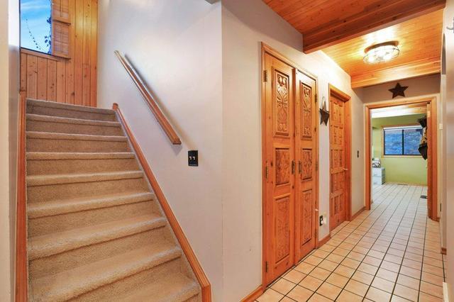 156 Eagle Ridge Drive, House detached with 3 bedrooms, 2 bathrooms and null parking in Clearwater County AB | Card Image