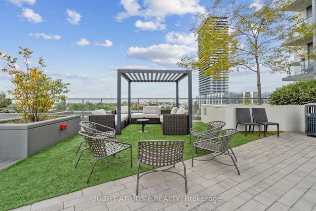 1007 - 15 Zorra St, Condo with 2 bedrooms, 2 bathrooms and 1 parking in Toronto ON | Image 6