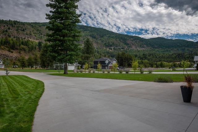 729 Prairie South Road, House detached with 4 bedrooms, 3 bathrooms and null parking in Central Kootenay J BC | Image 69