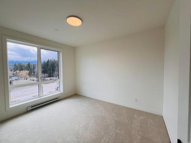 304 - 514 14th Street, House attached with 2 bedrooms, 3 bathrooms and 3 parking in Invermere BC | Image 28