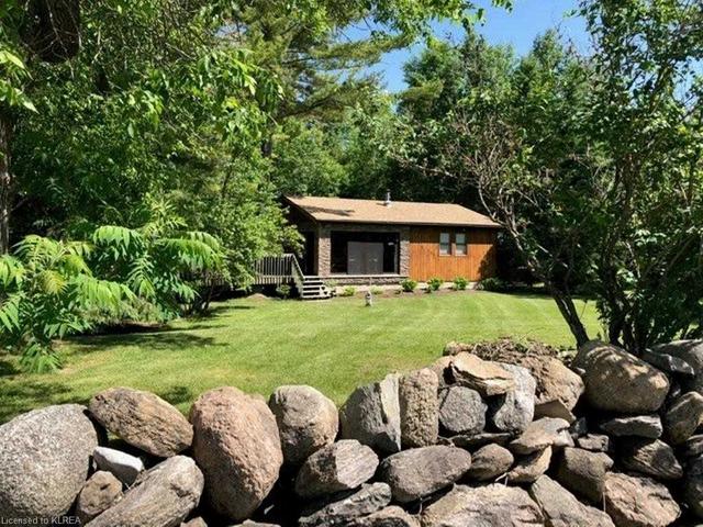 337 Balsam Lake Dr, House detached with 2 bedrooms, 1 bathrooms and 5 parking in Kawartha Lakes ON | Image 10