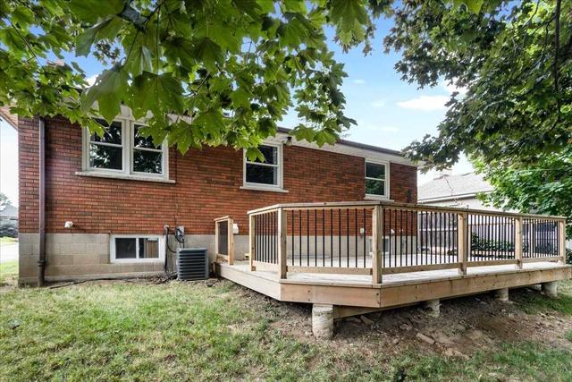 upper - 17 West 21st St, House detached with 3 bedrooms, 1 bathrooms and 2 parking in Hamilton ON | Image 15