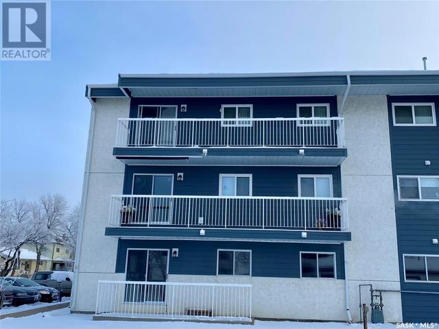 304 - 311 W 1st Street, Condo with 3 bedrooms, 2 bathrooms and null parking in Rosetown SK | Image 29