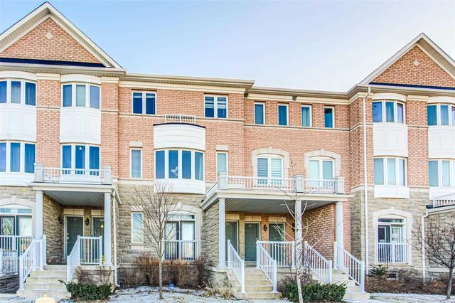 321 Aldergrove Dr N, Townhouse with 3 bedrooms, 3 bathrooms and 3 parking in Markham ON | Image 1