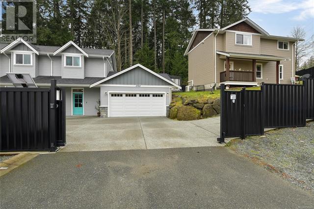 2382/2380 Extension Rd, House detached with 6 bedrooms, 6 bathrooms and 6 parking in Nanaimo C BC | Image 1