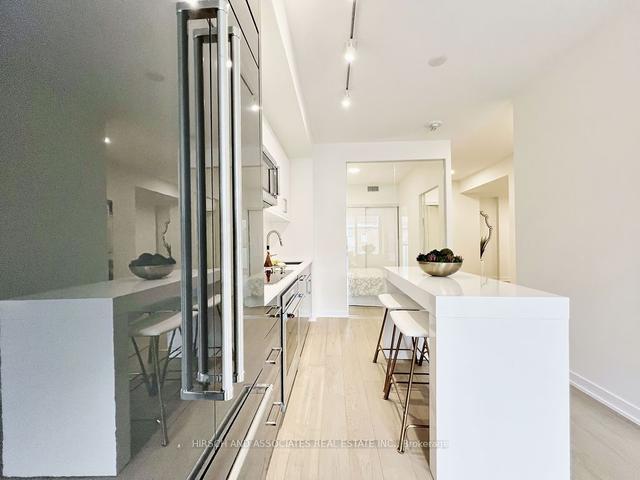 407 - 840 St. Clair Ave W, Condo with 2 bedrooms, 2 bathrooms and 1 parking in Toronto ON | Image 15