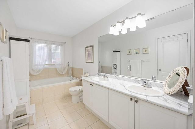 73 Chant Cres, House attached with 3 bedrooms, 3 bathrooms and 3 parking in Ajax ON | Image 20