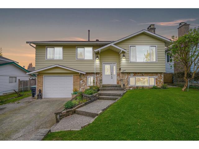 3363 271b Street, House detached with 4 bedrooms, 3 bathrooms and 4 parking in Langley BC | Card Image