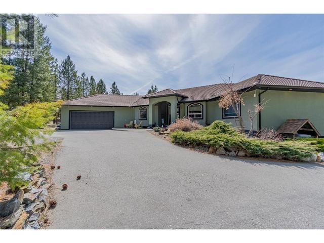 180 Peregrine Court, House detached with 3 bedrooms, 3 bathrooms and 4 parking in Okanagan Similkameen A BC | Image 2