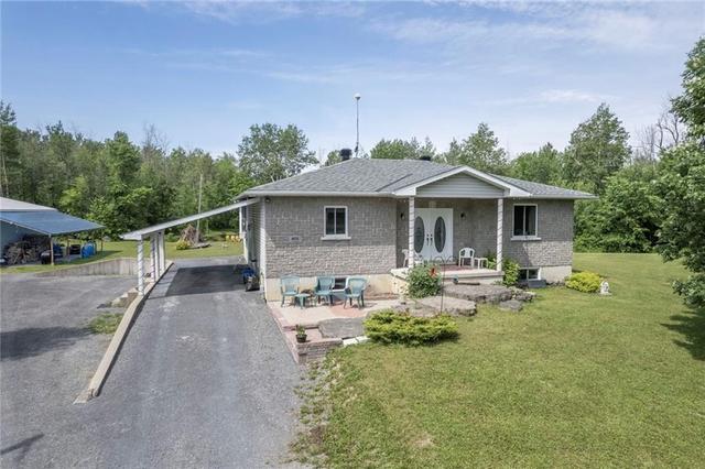 4610 Willy Bill Road, House detached with 3 bedrooms, 1 bathrooms and 10 parking in South Stormont ON | Image 3