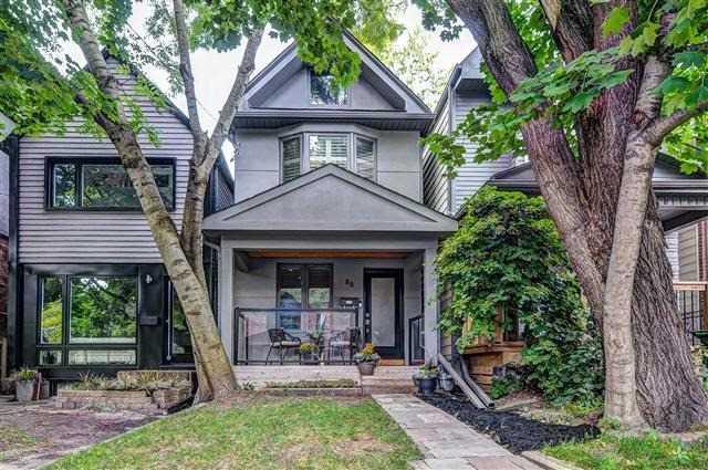 80 Hastings Ave, House detached with 3 bedrooms, 3 bathrooms and 2 parking in Toronto ON | Image 2