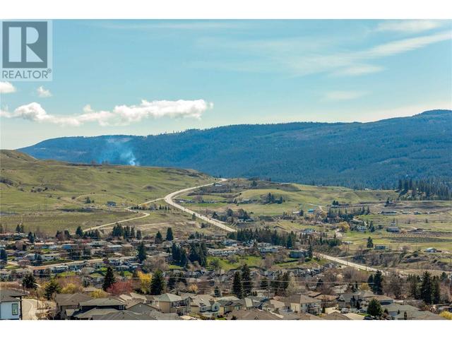 1376 Mine Hill Drive, House detached with 4 bedrooms, 3 bathrooms and 2 parking in Kelowna BC | Image 8