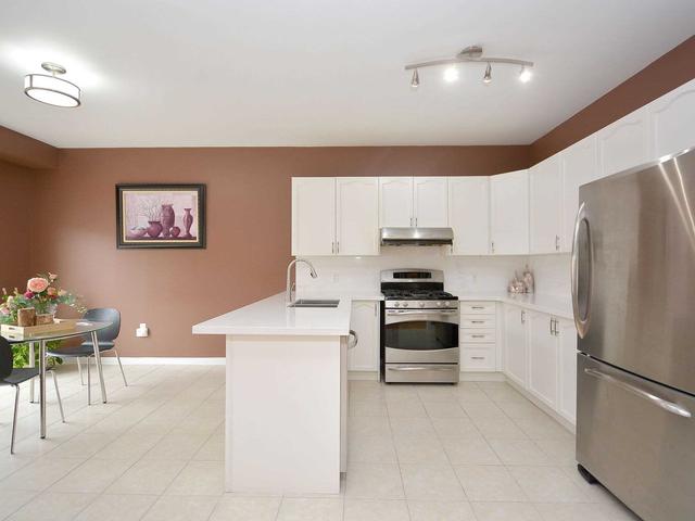 upper - 77 Watchman Rd, House detached with 4 bedrooms, 3 bathrooms and 6 parking in Brampton ON | Image 3